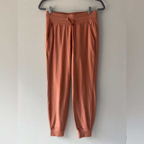 Lululemon “ready to rulu” high-rise joggers - Picture 1 of 9